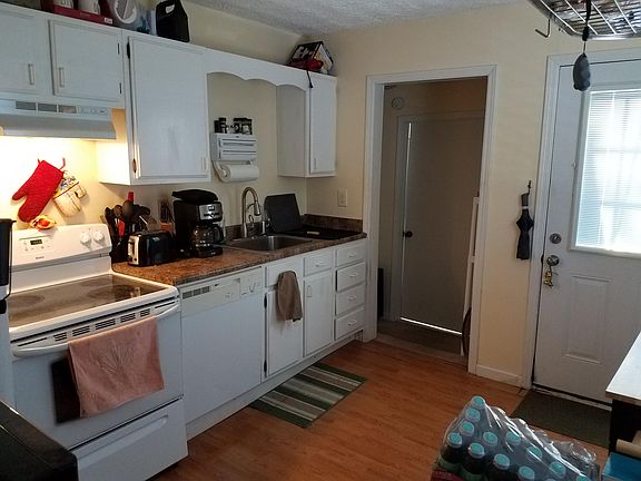 4th image of 2323 Boxwood Ln