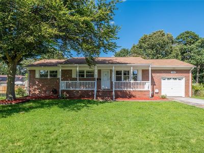 726 Sunnywood Rd, Newport News, VA, 23601
