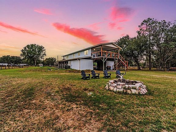 2nd image of 4622 Justin Ln