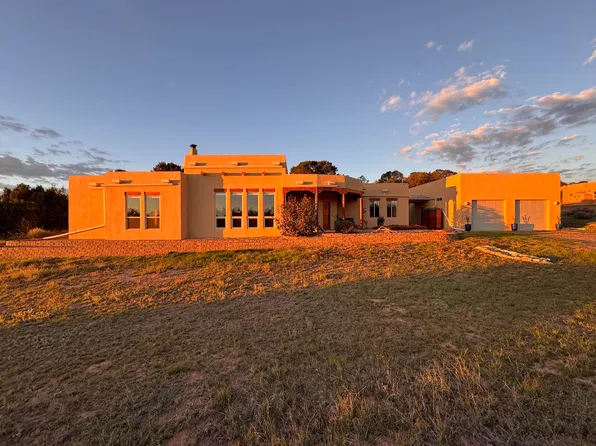 6 Naomi Dr, Tijeras, NM 87059