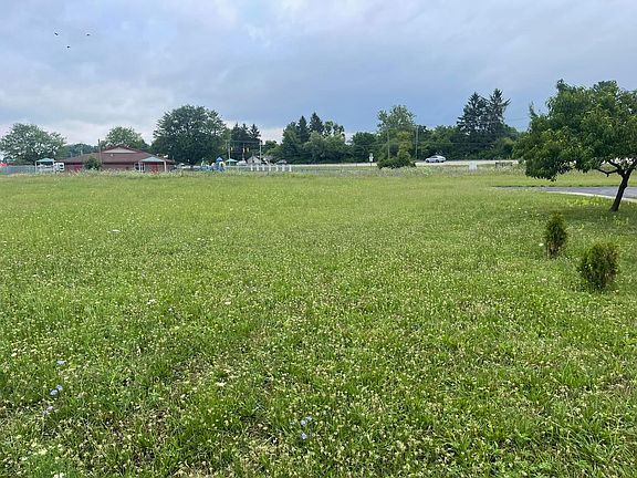 3rd image of 3040 Delta Marine Dr