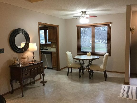 4th image of 3061 Stephanos Dr