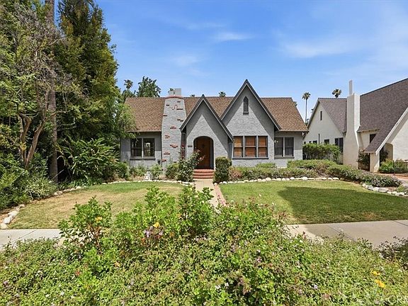 2nd image of 3589 Castle Reagh Pl