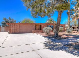 2220 S Calle Yucatan, Tucson, AZ 85710