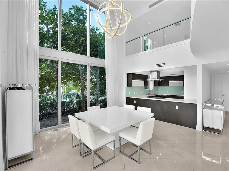 7928 East Dr #106 — Photo 6