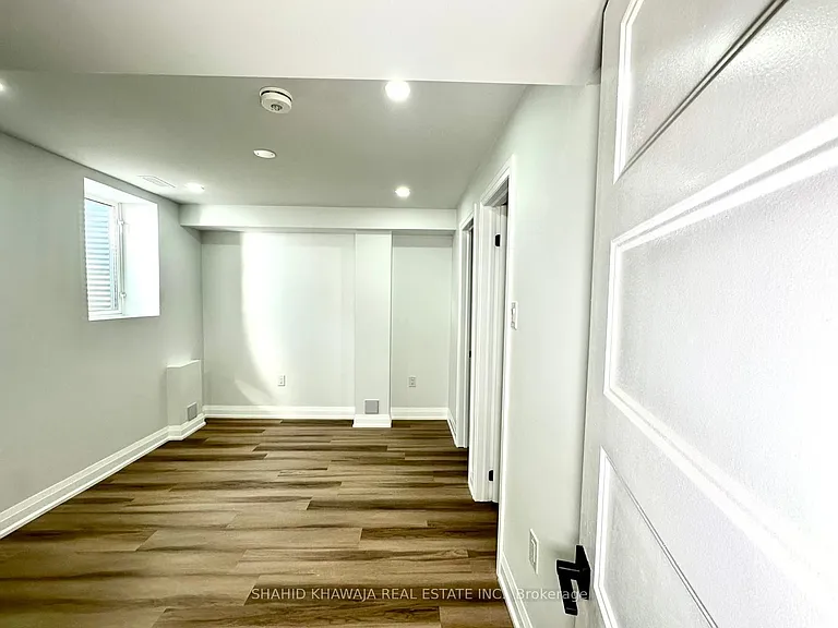 470 Violet Gate #LOWER — Photo 10