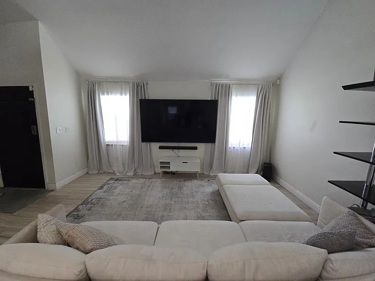 14843 SW 152nd Ter — Photo 8