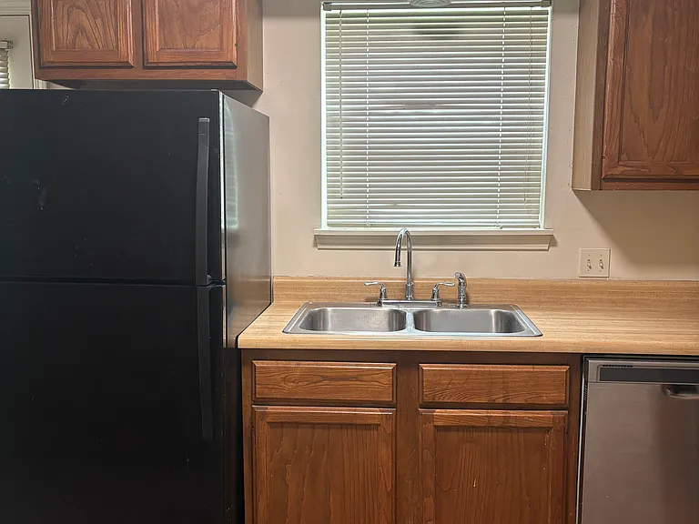 1672 Brightside Dr — Photo 6