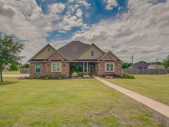 5th image of 1094 E Sharpshire Dr