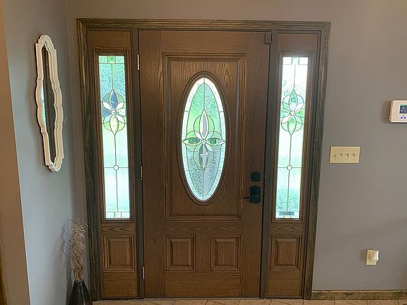 5th image of 105 Fresno Court