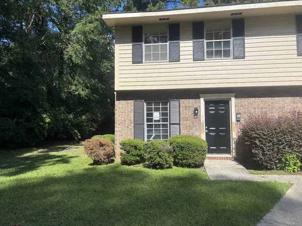 57 Vaughn St, Barnwell, SC 29812