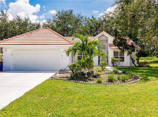 14811 Blackbird Ln, Fort Myers, FL 33919