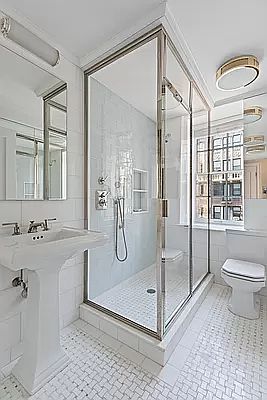 5th image of 28 E 10th St APT 10C