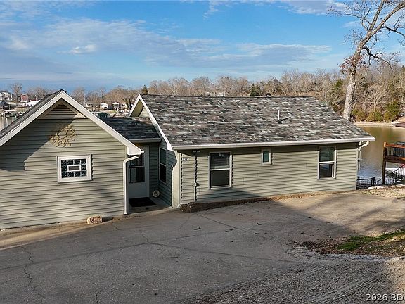 3rd image of 3365 Adkins Rd