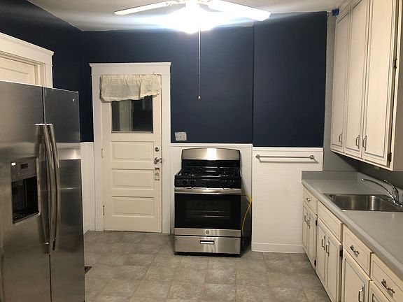 5th image of 10301 Joan Ave