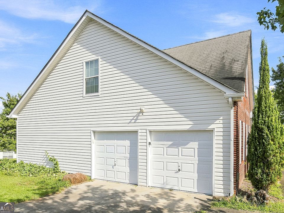 1st image of 3689 Gray Birch Dr
