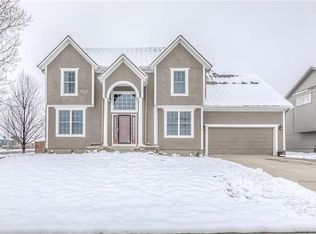 5838 Woodstock St, Shawnee, KS 66218
