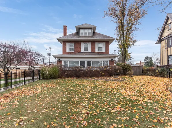 9165 S Pleasant Ave, Chicago, IL 60643