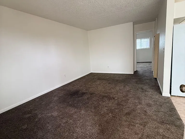 4170 52nd St — Photo 22