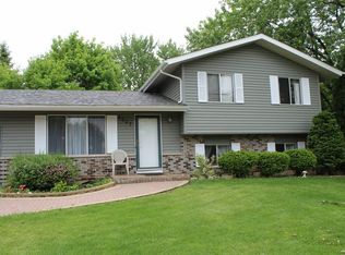 5007 W Bromley Dr, McHenry, IL 60050