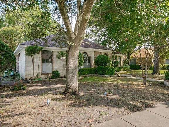 4th image of 4001 Simmons Dr