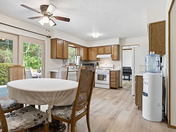 4th image of 39 Aberdeen Way