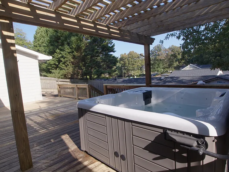 Large Back deck with hot tub