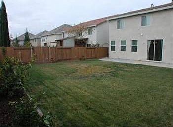 4th image of 2238 Arnold Dr