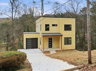 2918 Level Ridge Rd, Atlanta, GA 30354