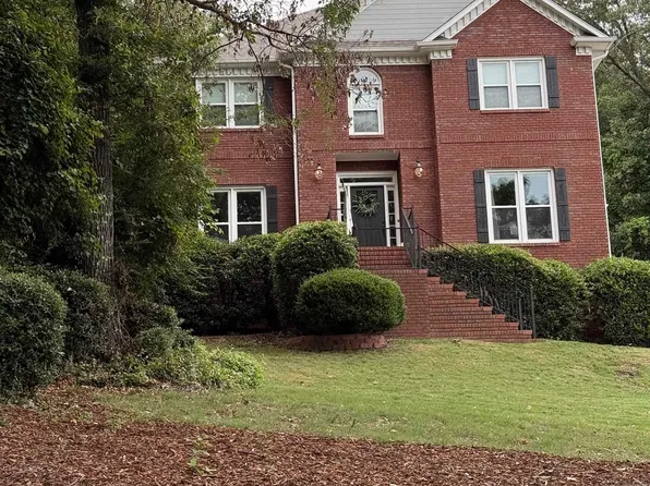 1613 Oak Park Ln, Helena, AL 35080