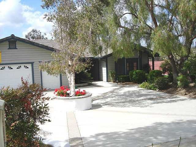 1st image of 15260 Moonglow Dr
