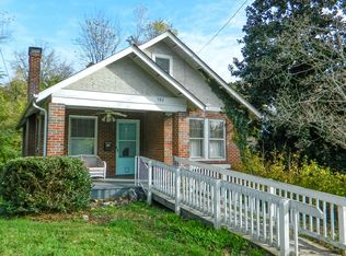 703 Spruce St, Martinsville, VA 24112