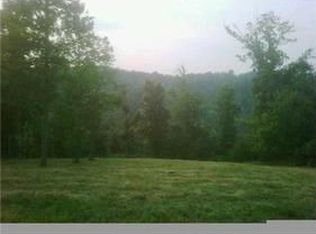 790 18 Mile Rd, Fraziers Bottom, WV 25082