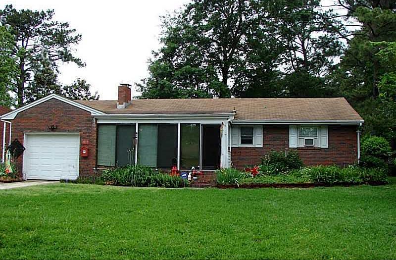 1st image of 411 Pennington Blvd