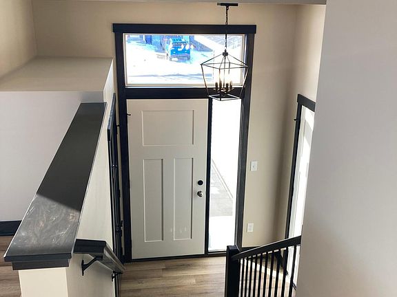 3rd image of 705 State St