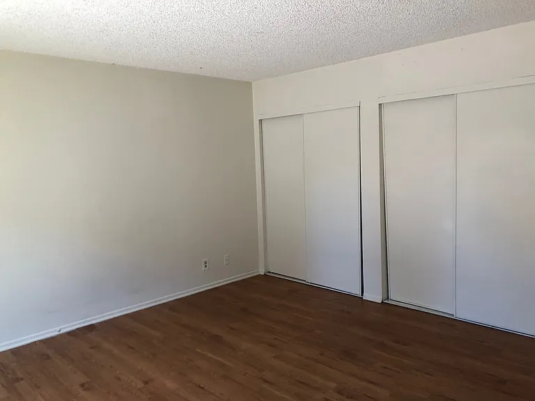 44727 Gadsden Ave — Photo 3