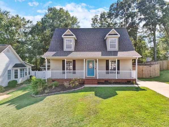 554 Plantation Creek Dr, Boiling Springs, SC 29316
