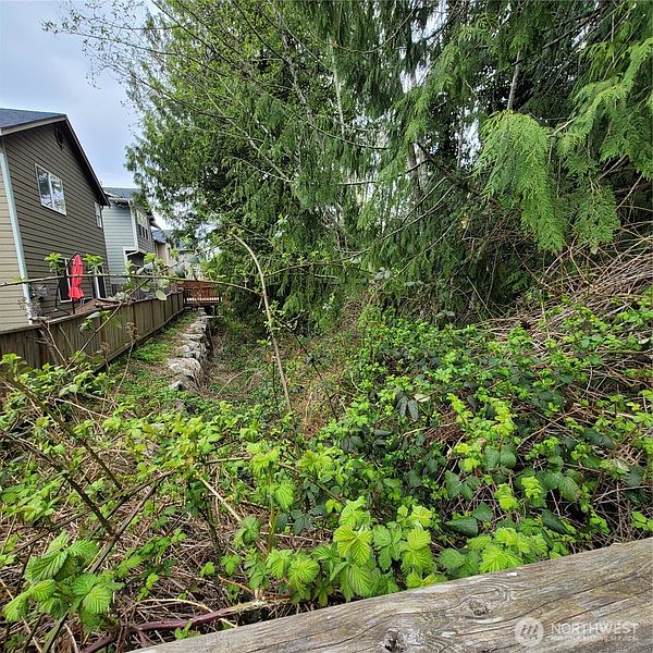 3rd image of 601 Jericho Avenue NE