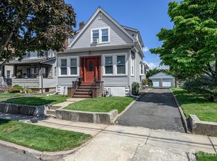 716 4th St, Lyndhurst, NJ 07071