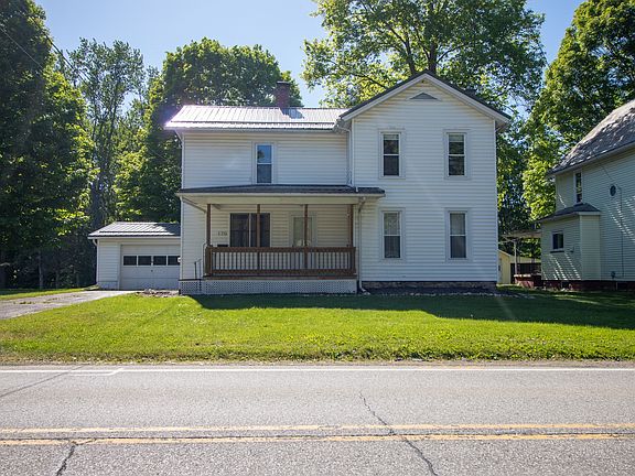 3rd image of 170 Forest St