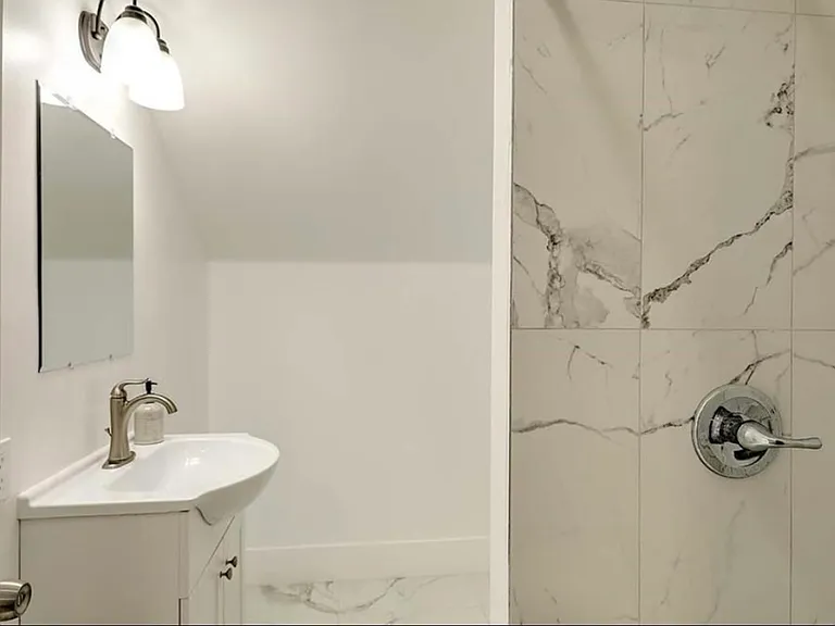 171 New York Ave #2 — Photo 10