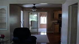 5th image of 119 E Southfield Dr