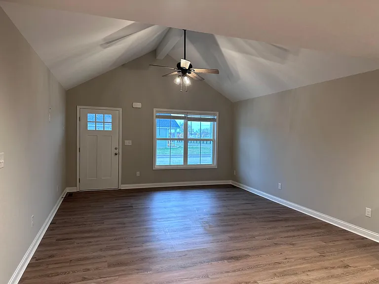 103 Breathitt Ave #306 — Photo 10