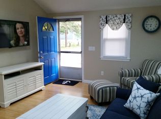 40 Circuit Rd W, West Yarmouth, MA 02673