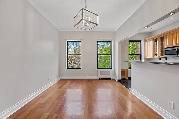 Rented by REAL New York | media 20