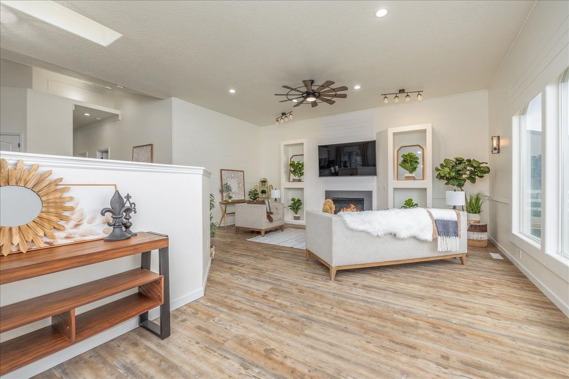 next background image