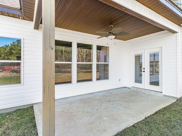 11942 S County Road 33, Cottonwood, AL 36320