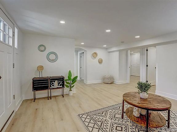 2nd image of 3501 N Josephine St #B