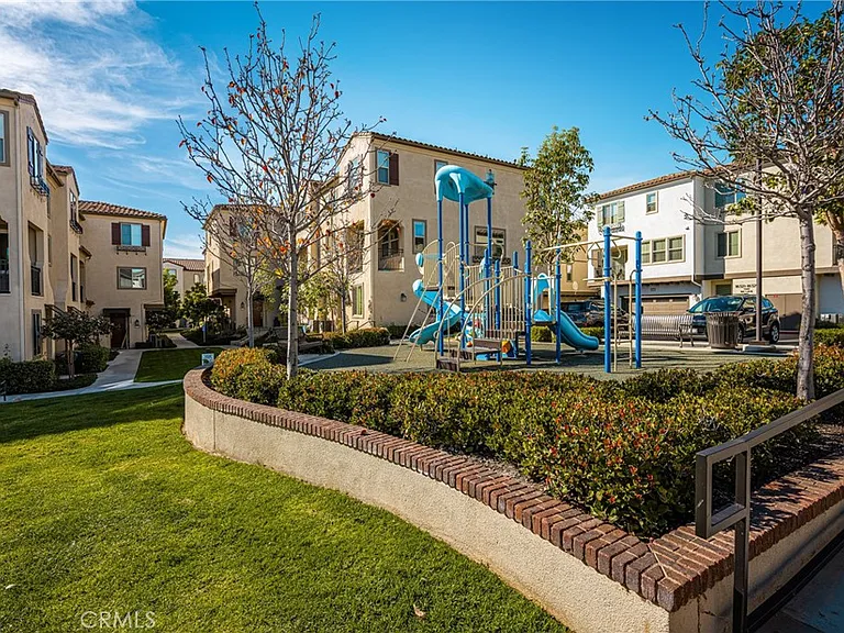 4327 Blazing Star Way — Photo 38