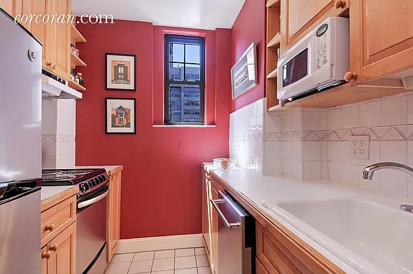 Sold by Corcoran | media 15